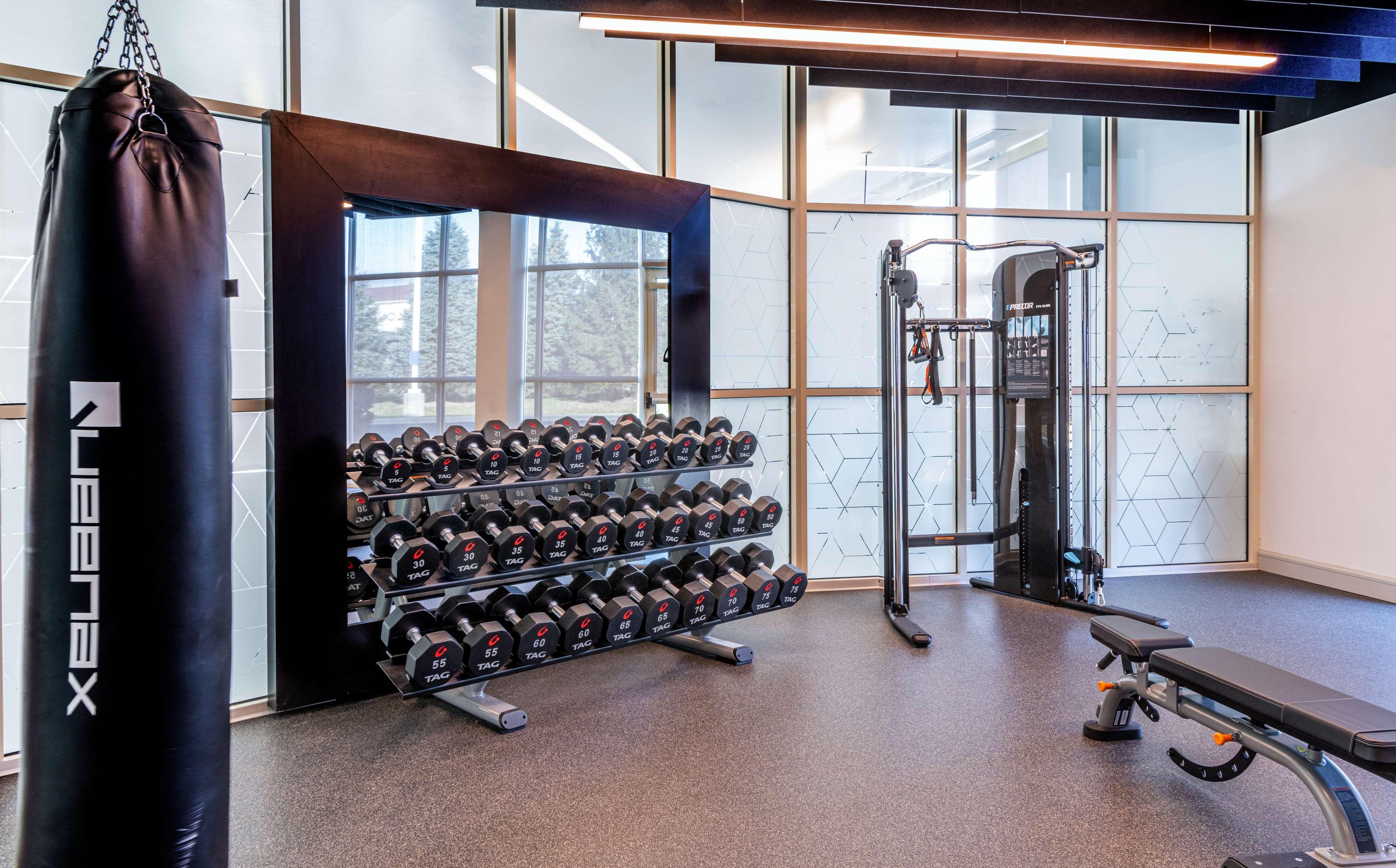 ホテル Hilton Columbus/Polaris エクステリア 写真